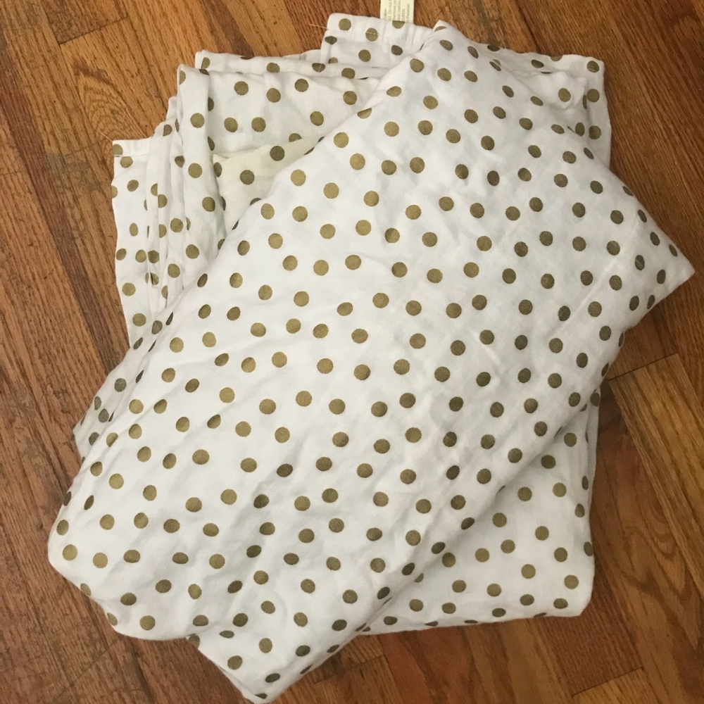 Polka dot twin sheet set